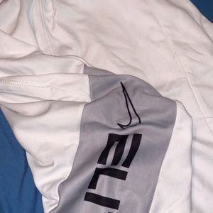 Boys white Nike elite shorts (size boys small )
